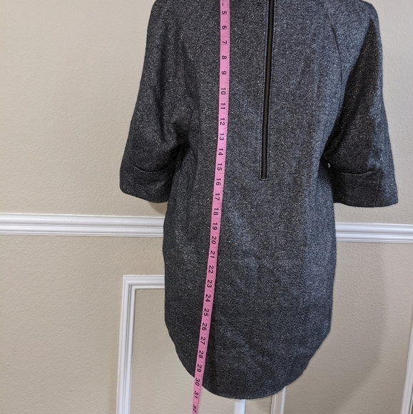 Black & White Jeweled Neckline Boxy Retro Dress with Pockets - Picture 11 of 13